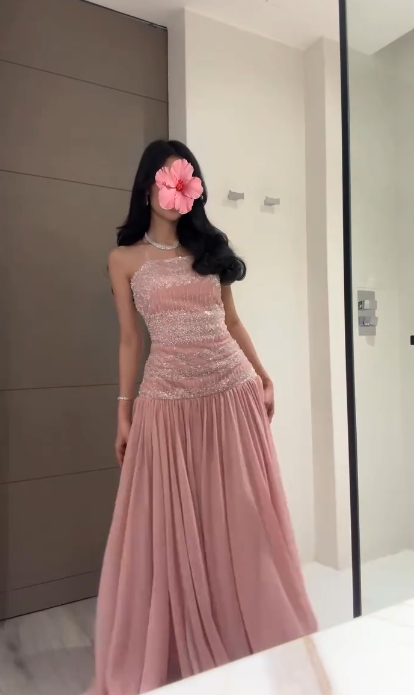 Elegantes pinkes Abiballkleid trägerlos Scheide Perlen Chiffon langes Abendkleid ED08726