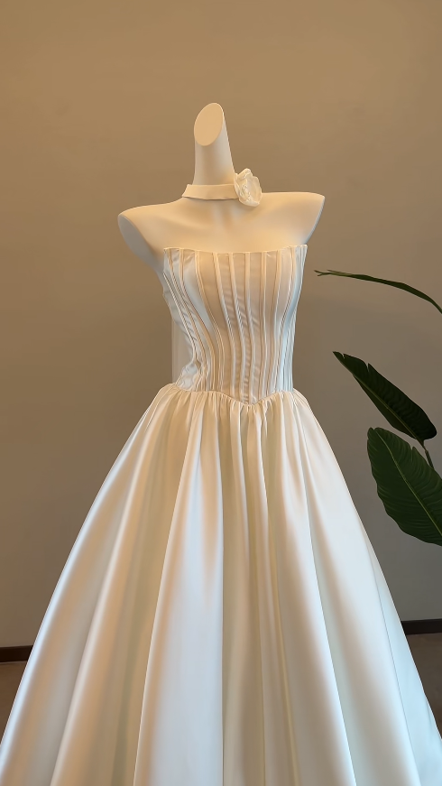 Simple White Wedding Dress Strapless A-Line Bridal Gown Satin Bridal Dress ED08776