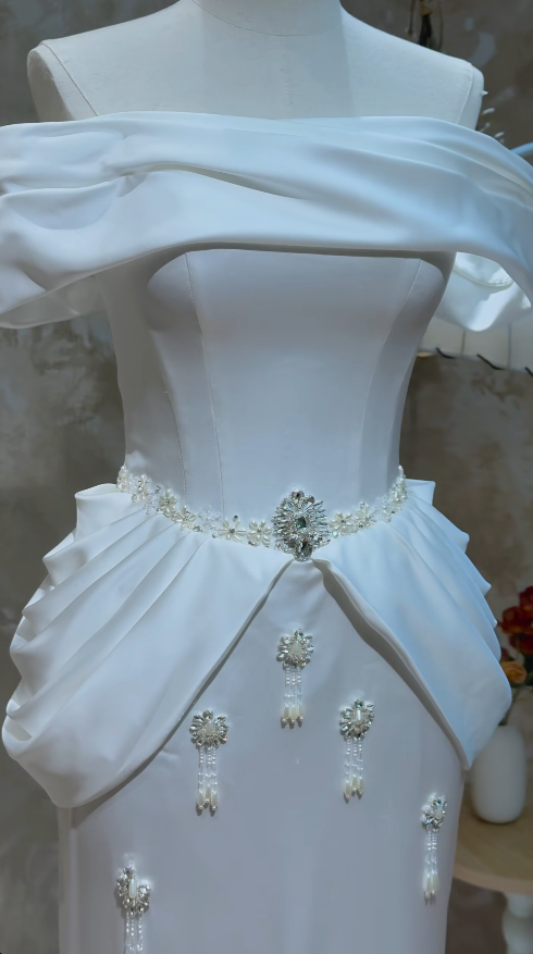 Simple White Wedding Dress Off-shoulder Mermaid Bridal Gown Satin Bridal Dress ED08777