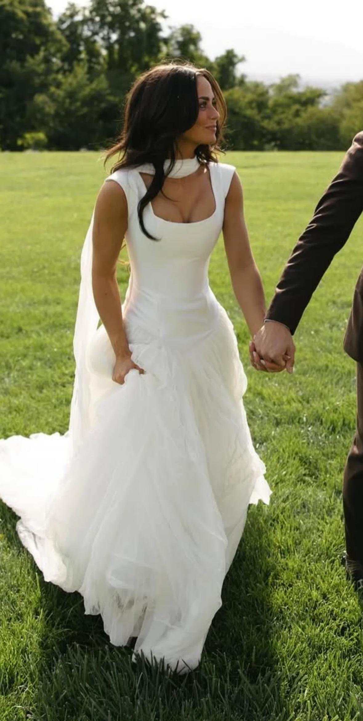 Modest White A-Line Wedding Dress Straps Bridal Gown Chiffon Bridal Dress  ED08825