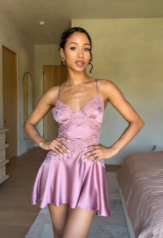 Robe de soirée rose simple, gaine en satin, robe d'anniversaire, bretelles spaghetti, robe d'été ED08828