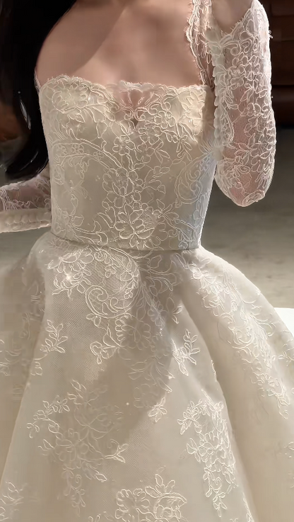 Timeless Strapless White Wedding Dress Tulle Appliques Bridal Dress A-Line Bridal Gown ED08865