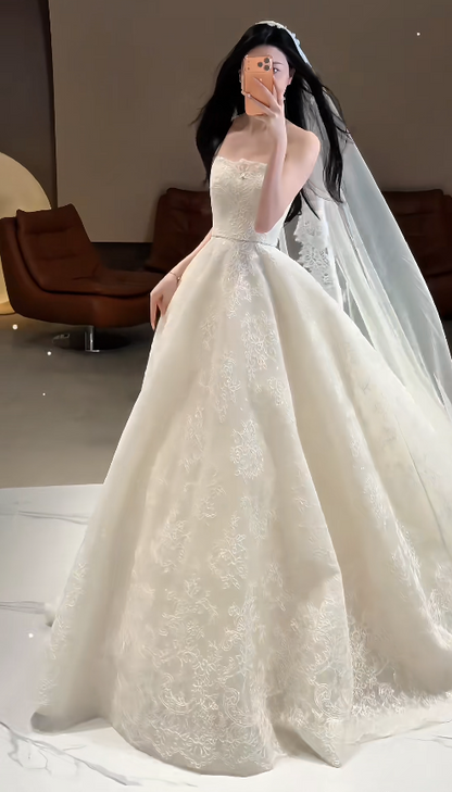 Timeless Strapless White Wedding Dress Tulle Appliques Bridal Dress A-Line Bridal Gown ED08865