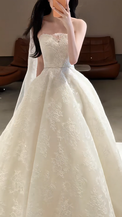 Timeless Strapless White Wedding Dress Tulle Appliques Bridal Dress A-Line Bridal Gown ED08865