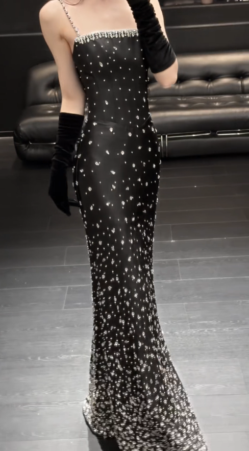 Glam Spaghetti Straps Mermaid Long Evening Dress Beaded Satin Black Prom Dress ED08909