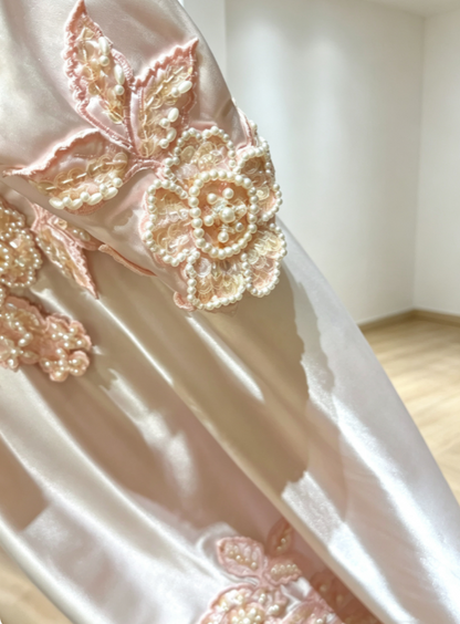 Feenhaftes Trägerloses Satin Quinceañera Kleid A-Linie Pink Sweet 16 Kleid ED08954