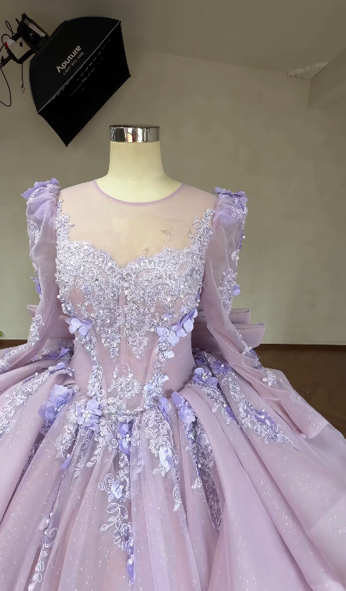 Märchen Rundhals Tüll Quinceanera Kleid Ballkleid Lila Sweet 16 Kleid ED08955