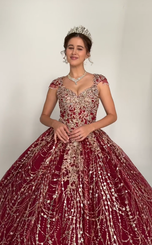 Robe de Bal Quinceanera Tulle Coeur Fée Bordeaux Robe de Bal ED08957