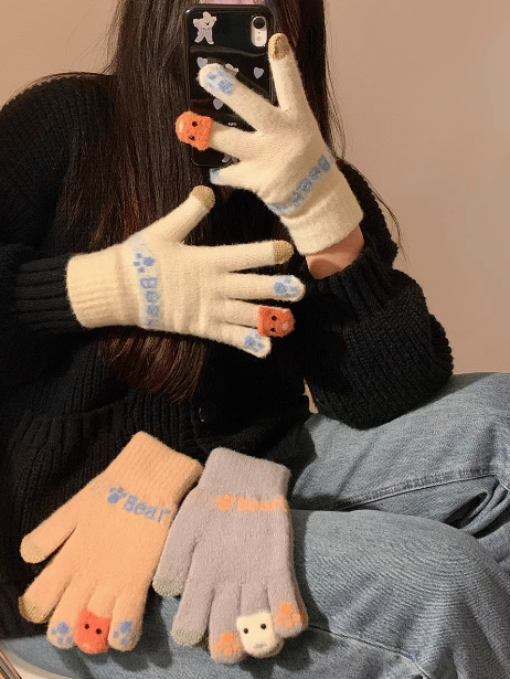Cute plush knitted five-finger gloves ED0900
