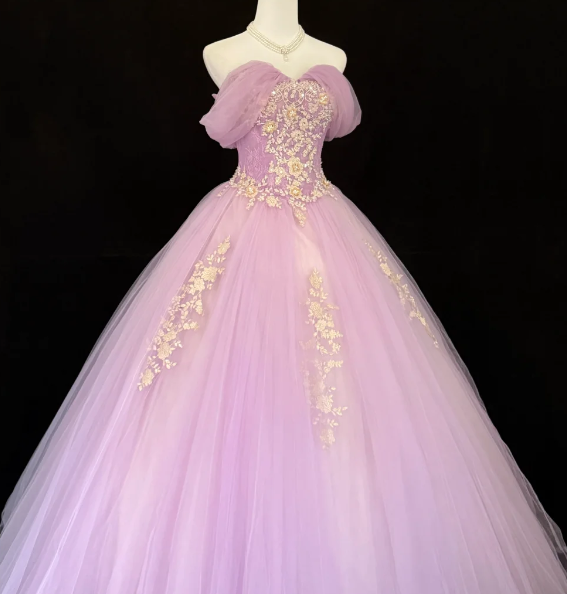 Gorgeous Pink Sweet 16 Dress Tulle Ball Gown Quinceanera Dress Off-shoulder Princess Dress ED09000