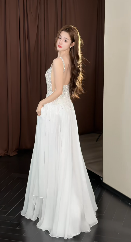 Robe de mariée trapèze modeste à fines bretelles, en tulle perlé, robe de mariée blanche ED09008