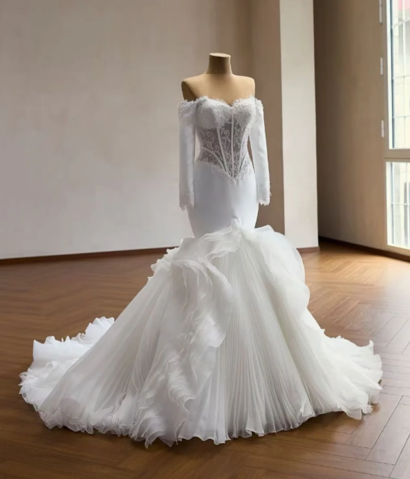 Timeless Off-shoulder White Wedding Dress Mermaid Bridal Gown Tulle Appliques Bridal Dress ED09040