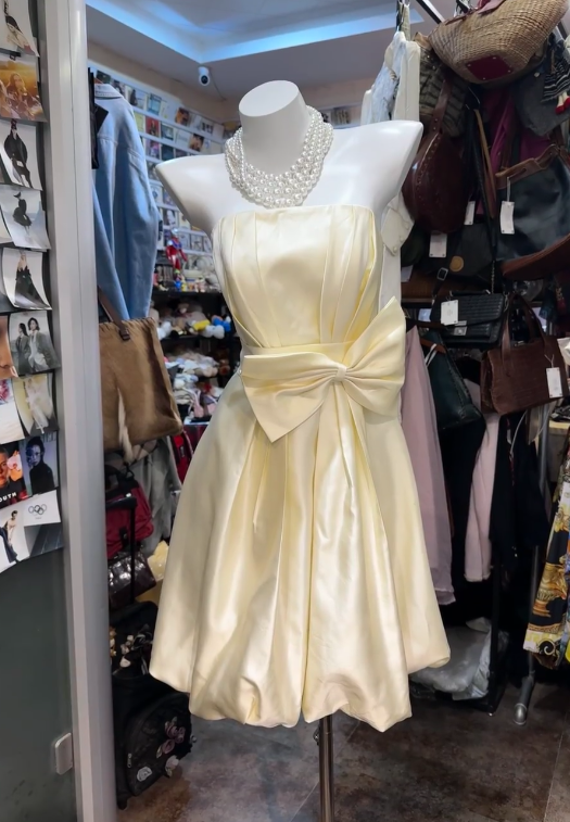 Chic Pastel Yellow Hoco Dress Strapless A-Line Birthday Dress Satin Party Dress ED09052