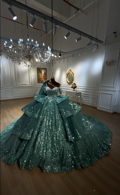 Wunderschönes Jade Quinceañera Kleid Off-Shoulder Ballkleid Pailletten Tüll Sweet 16 Kleid ED09058