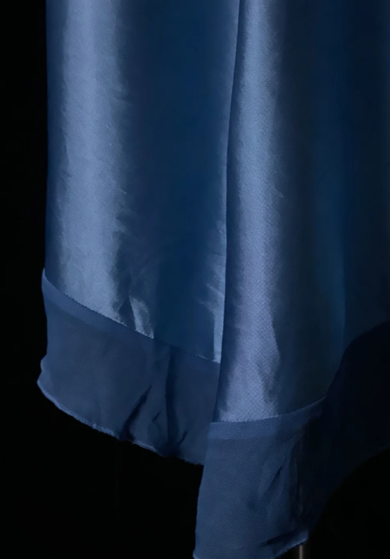 Élégante robe de bal bleue Fourreau en satin col en V Robe de soirée longue ED09092
