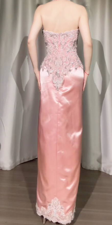Robe de bal sirène bustier en satin pêche avec appliques pour soirée ED09096