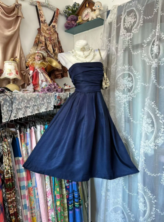 Fashion Navy Blue Hoco Dress Strapless A-Line Birthday Dress Satin Graduation Party Dress ED09104
