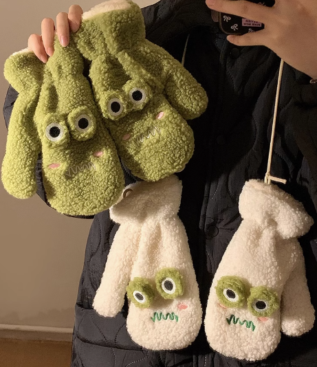 Cute lamb plush mittens ED0910