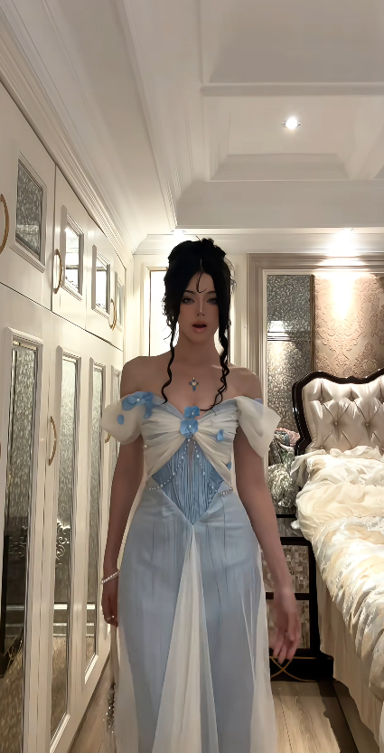 Élégante Robe de Bal Bleue Fourreau Longue Robe de Soirée Robe en Tulle Épaules Dénudées pour Soirée ED09118
