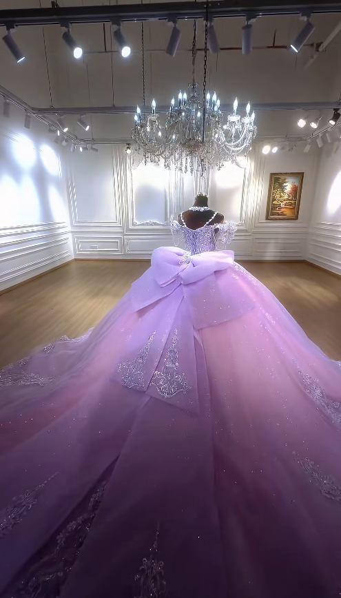 Gorgeous Off-shoulder Ball Gown Tulle Applique Quicneanera Dress Purple Sweet 16 Dress ED09148
