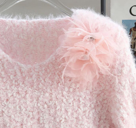 Pullover aus Nerzimitat mit zarten 3D-Blumen ED0916