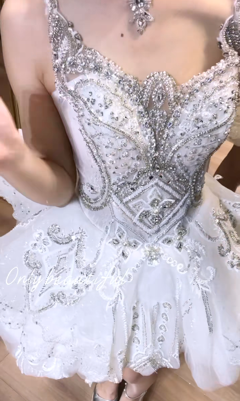 Sexy White Hoco Dress V-neck Birthday Dress A-Line Beaded Tulle Dress for Party ED09178