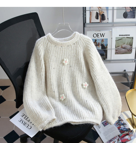 Schwerer Pullover mit diamantbesetztem 3D-Blumenmuster ED0917
