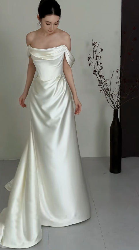 Gorgeous Off-shoulder Sheath Wedding Dress Satin Bridal Gown White Bridal Dress ED09226