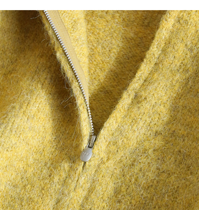 Warmer gelber Cardigan-Pullover mit doppeltem Reißverschluss und Revers ED0922