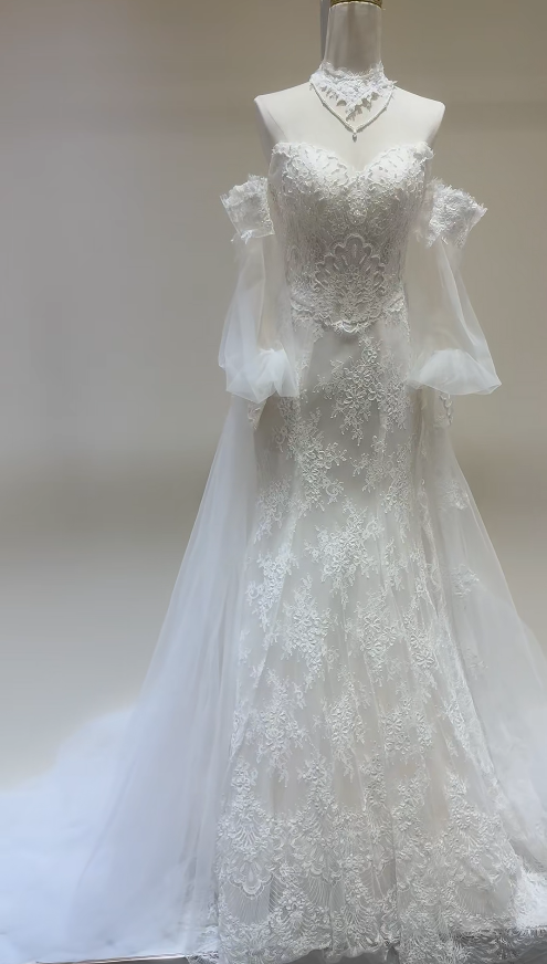 Gorgeous Sweetheart Sheath Wedding Dress Lace Appliques Bridal Gown White Bridal Dress ED09232
