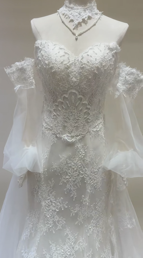 Gorgeous Sweetheart Sheath Wedding Dress Lace Appliques Bridal Gown White Bridal Dress ED09232
