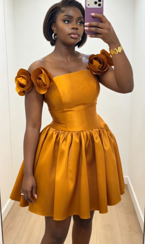 Sexy Senfgelb Hoco Kleid Schulterfrei A-Linie Kurzes Ballkleid Ärmelloses Satin Geburtstagskleid ED09263