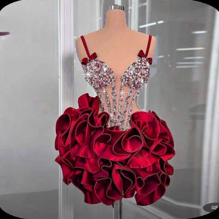 Mode Burgund Hoco Kleid Träger Bodycon Kurzes Ballkleid Ärmelloses Satin Tüll Geburtstags-Kleid ED09268