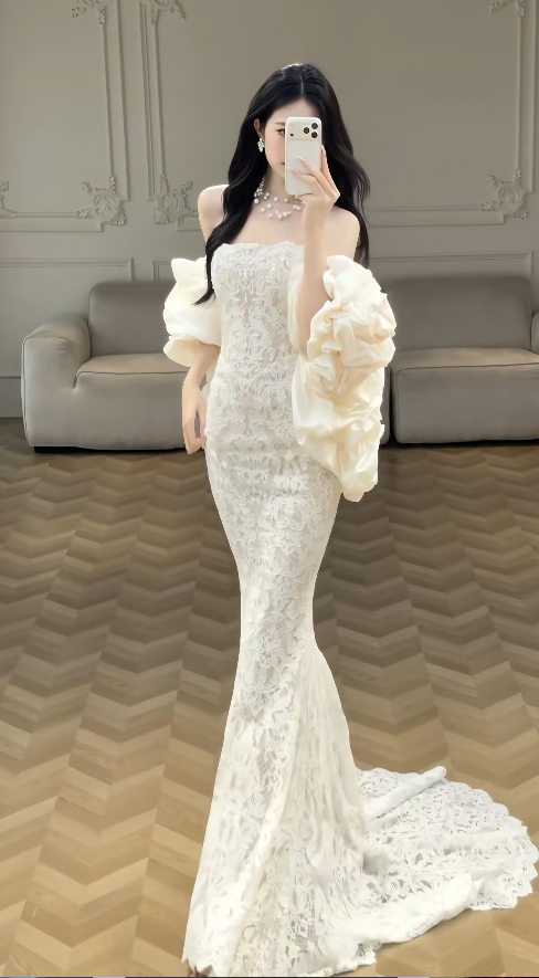 Gorgeous White Wedding Dress Sweetheart Lace Birdal Dress Mermaid Bridal Gown ED09332