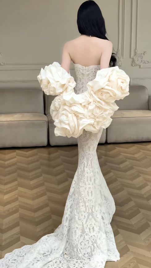 Gorgeous White Wedding Dress Sweetheart Lace Birdal Dress Mermaid Bridal Gown ED09332