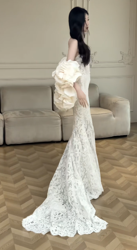 Gorgeous White Wedding Dress Sweetheart Lace Birdal Dress Mermaid Bridal Gown ED09332