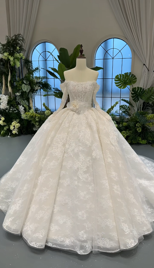 Gorgeous White Wedding Dress Off-shoulder Lace Birdal Dress A-Line Bridal Gown ED09333