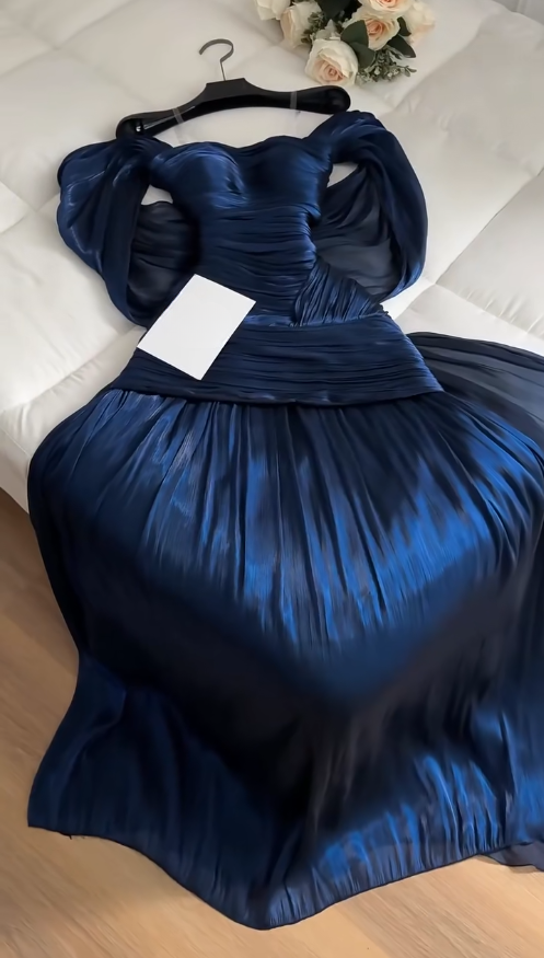 Robe de bal fourreau longue en satin bleu marine pour femme ED09337