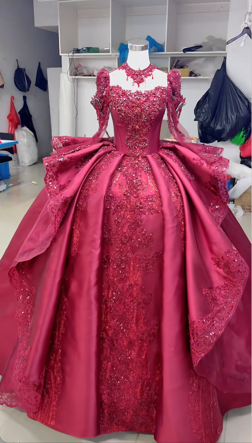 Chic Red Prom Dress Ball Gown  Quinceanera Dress Applique Satin Sweet 16 Dress ED09364