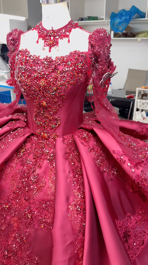 Chic Red Prom Dress Ball Gown  Quinceanera Dress Applique Satin Sweet 16 Dress ED09364