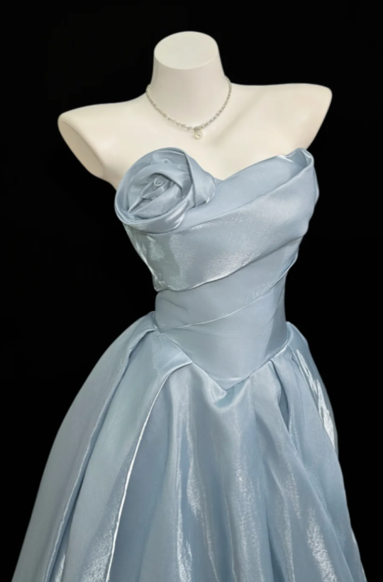 Glam Pale Blue Prom Dress Sweetheart A-Line Satin Evening Dress ED09402
