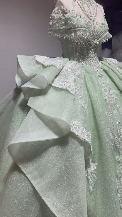 Elfenhaftes grünes Ballkleid Quinceanera-Kleid schulterfrei Tüll Sweet 16 Kleid ED09405