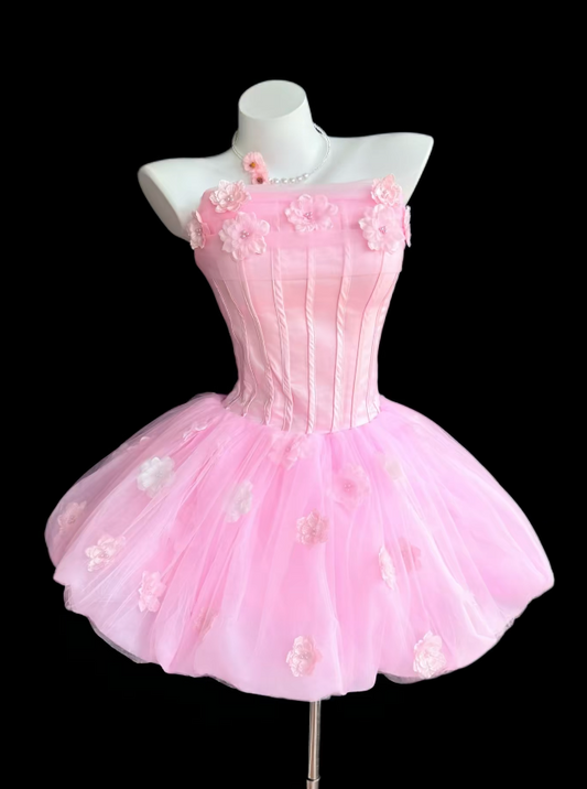 Niedliches rosa Hoco-Kleid Trägerloses A-Linien-Geburtstagskleid Chiffonkleid für Partys ED09424