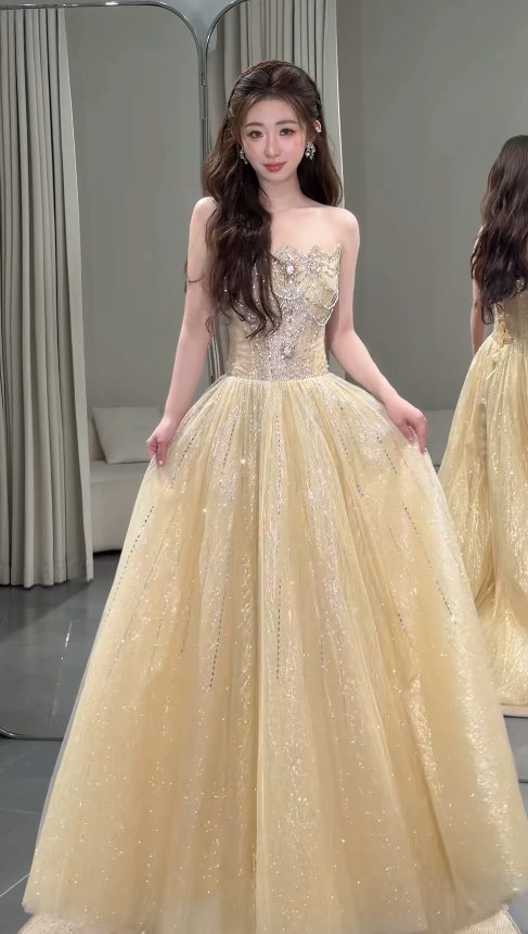 Elegant Yellow Prom Dress Strapless A-Line Beaded Tulle Long Evening Dress ED09478
