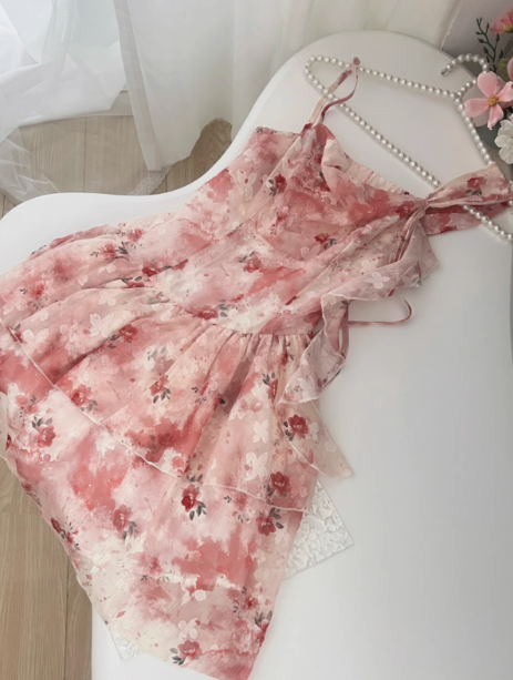 Unregelmäßiges rosa Blumen-Hosenträgerkleid ED0951