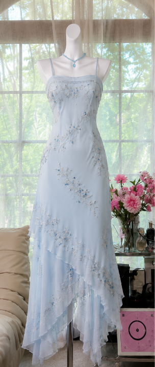 Robe de bal longue en mousseline jaune chic, fourreau perlé, bretelles ED09576