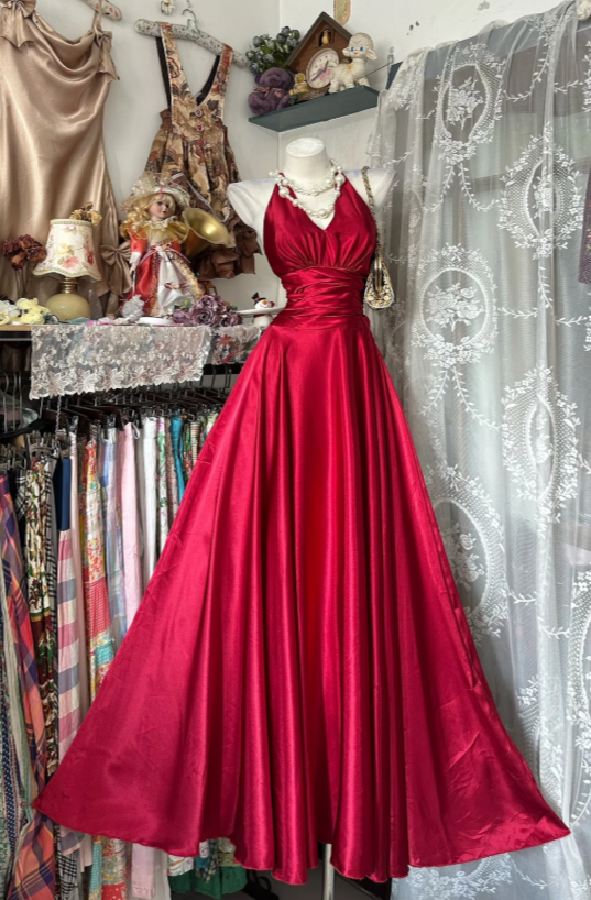 Robe de bal rouge chic sans manches fourreau satin longue robe de bal ED09581