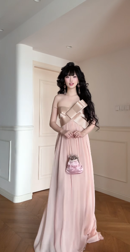 Élégante Robe de Bal Rose Fourreau sans Bretelles en Mousseline Longue ED09586