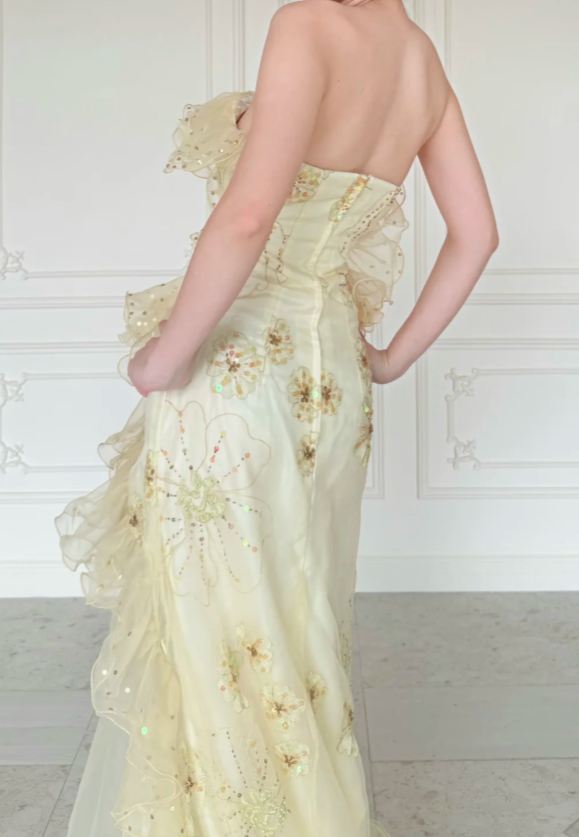 Robe de bal chic jaune bustier fourreau tulle longue ED09589