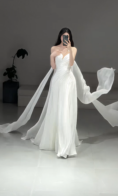 Robe de Mariée Fourreau sans Bretelles Intemporelle en Mousseline Blanche ED09595